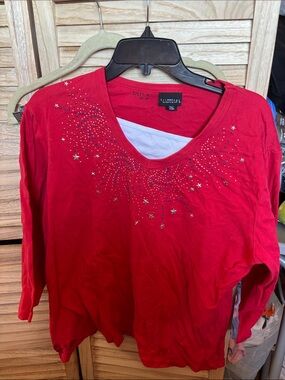 Trillogy Red Long Sleeve Scoop Neck Top with Star and Rhinestone Detail XL